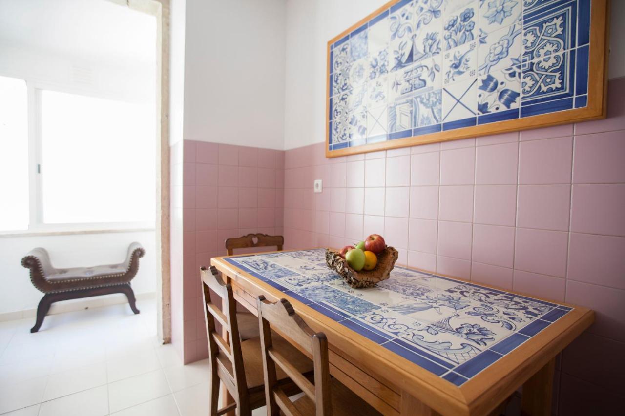 Otília Apartamentos Lisbon Bagian luar foto
